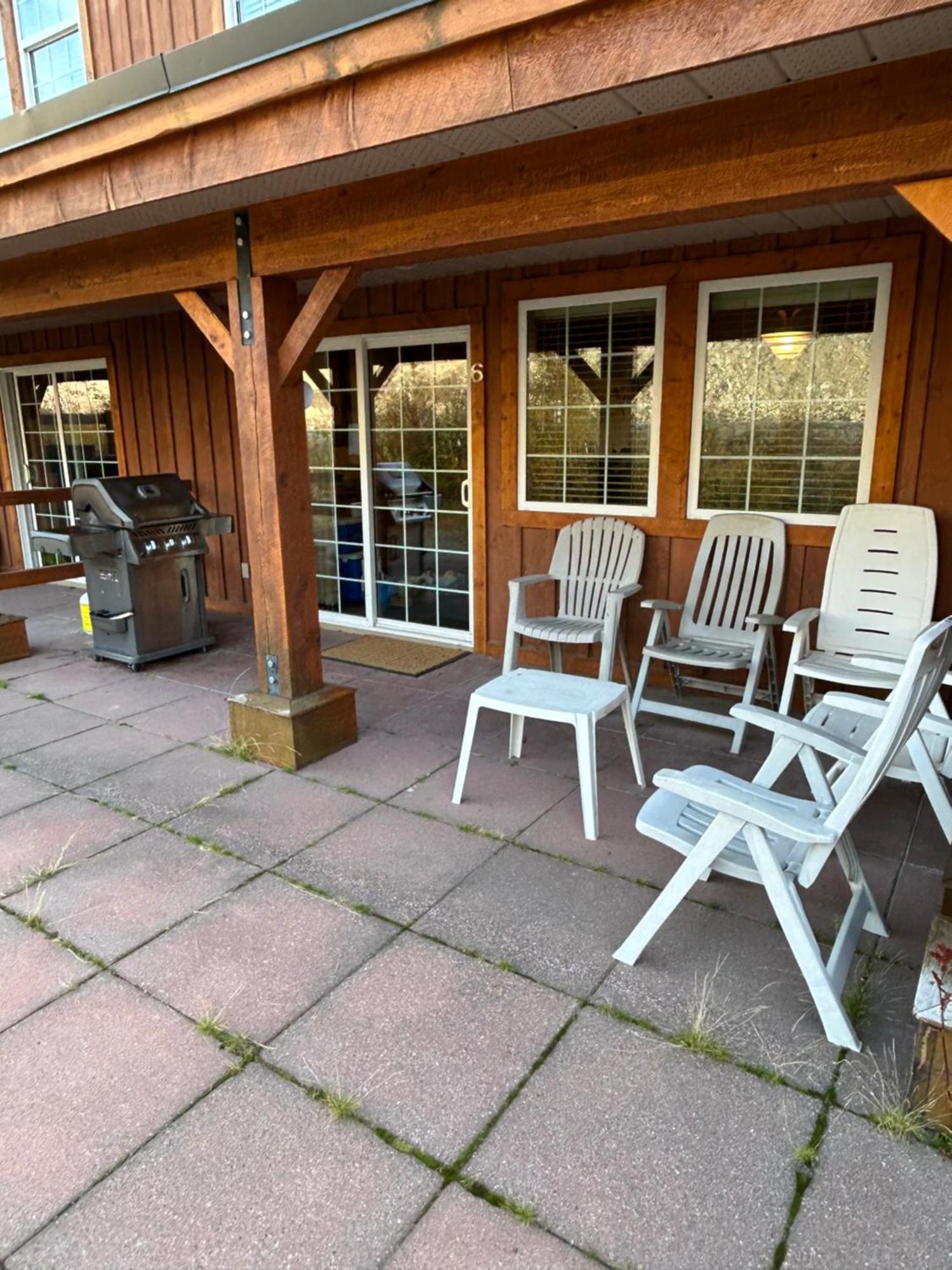 3 Bedroom 3 Bath Ski In Ski Out With Private Hot Tub Big White المظهر الخارجي الصورة